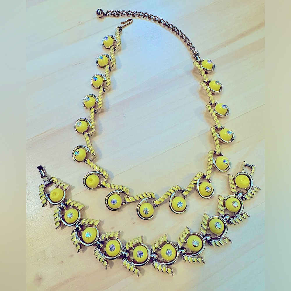 Kramer Vintage Set Choker Bracelet Yellow Goldtone Aurora Borealis Stone Jewelry